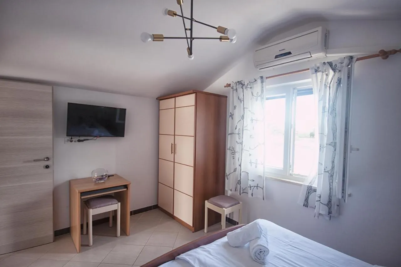 Apartments Katarina Porat Malinska