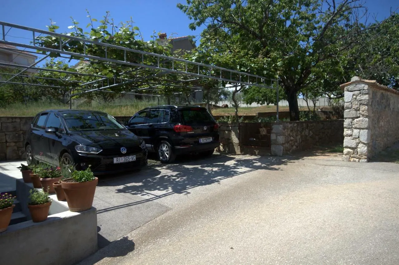 Apartments Katarina Porat Malinska 0*,  Κροατία